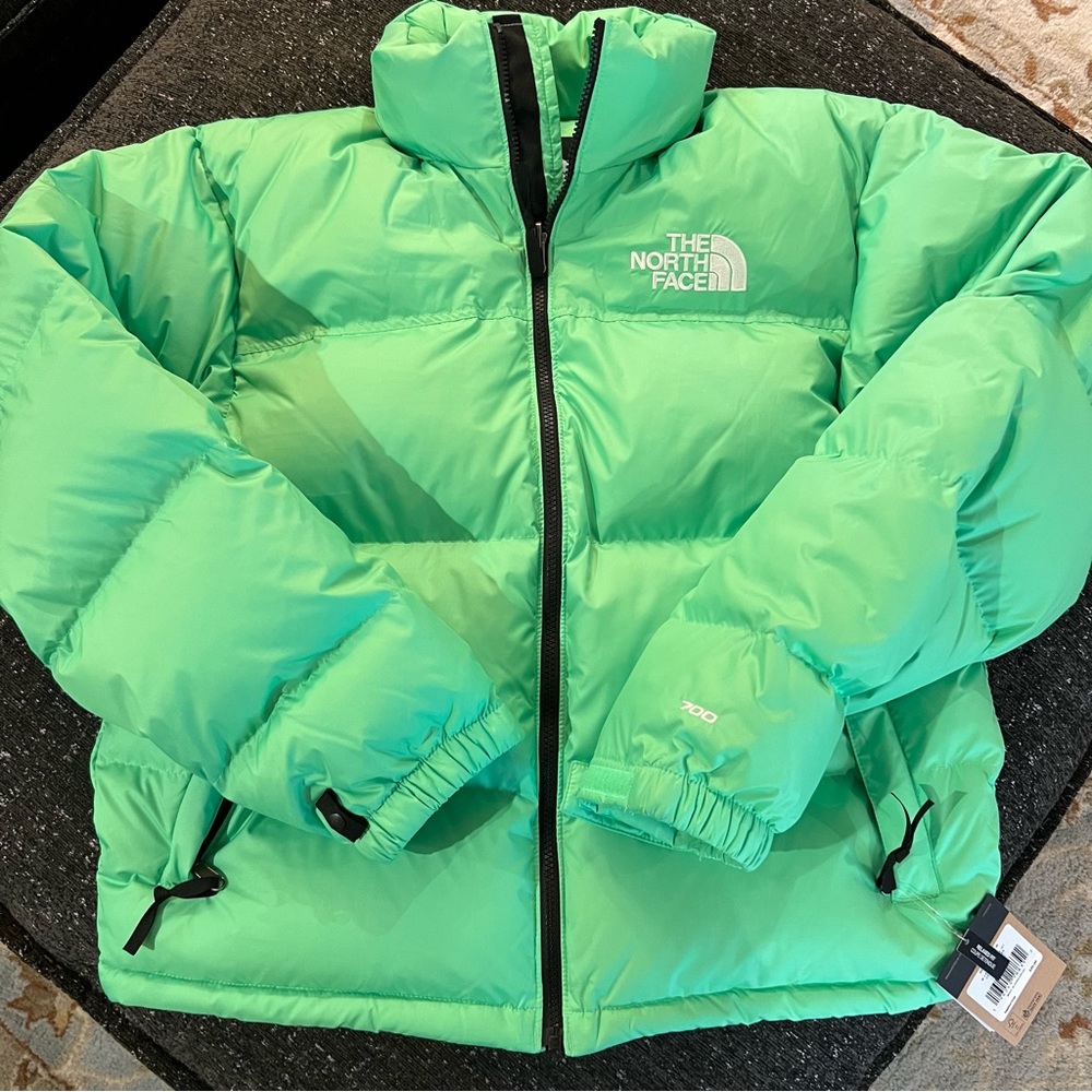 The North Face 1996 Retro Nuptse Mens down puffer jacket
